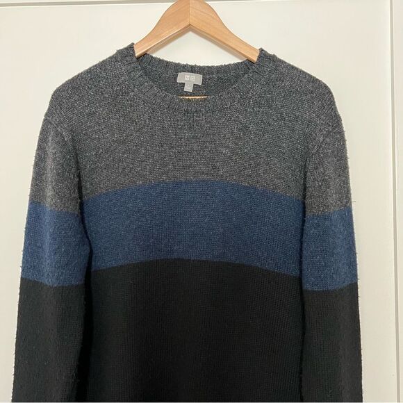 Uniqlo Heattech Sweater Mens Large Black Gray Stripe Knit Crew Neck Long Sleeve - Picture 2 of 12